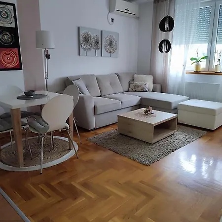 Apartment Rosa *